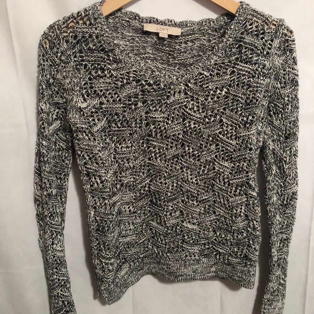 Loft sweater scalloped neck